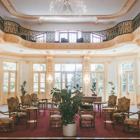 Le Splendid Lägenhetshotell