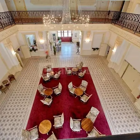 Le Splendid Aparthotel Allevard